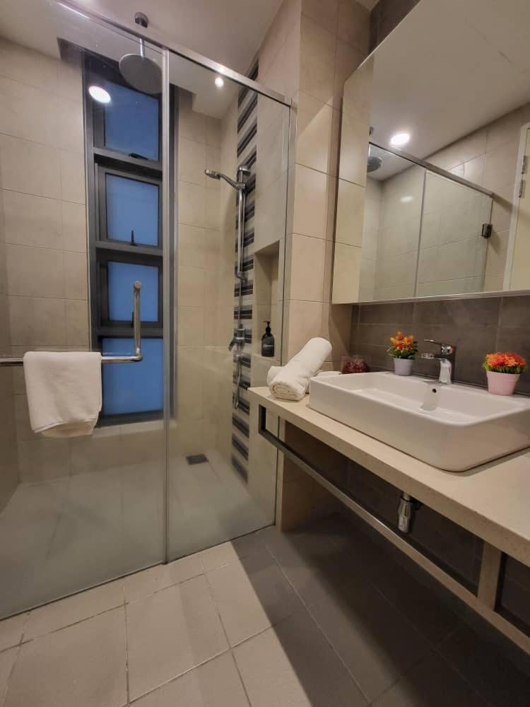 Apartment Robertson Bukit-bintang Centre By Sweet And Cozy Kuala Lumpur